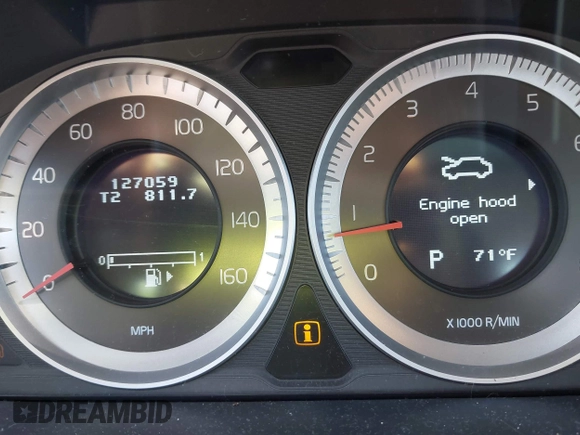 2013 Volvo S60 T5 Premier with VIN YV1612FS3D1232484, listed as a IAAI auction lot 41961900 with 127,059 mi miles and . Bid and sale history available at DreamBid. Image 7.