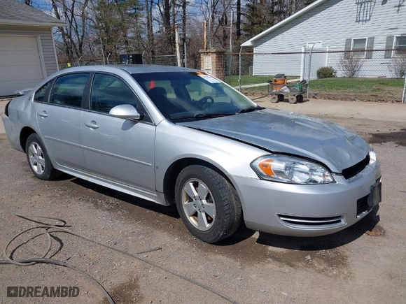 2009 Chevrolet Impala 3.5L LT with VIN 2G1WT57K591157037, listed as a IAAI auction lot 41815062 with NaN miles. Bid and sale history available at carsss.com. Image 1.