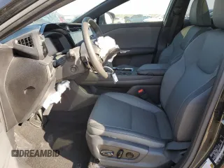 2023 Lexus RZ 450e Premium z VIN JTJAAAAB2PA007458, wystawiony jako Copart lot #47473275 z przebiegiem 6 041 mil mil oraz Szkoda całkowita • Salvage title. Historia ofert i sprzedaży dostępna na DreamBid. Obrazek 7.