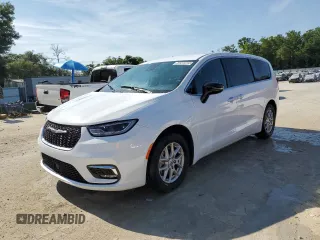 2024 Chrysler Pacifica Touring with VIN 2C4RC1FG8RR170117, listed as a Copart auction lot 58308965 with 19,154 mi miles and Clean title. Bid and sale history available at DreamBid. Image 1.