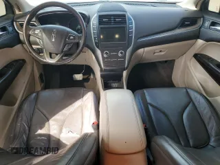 2017 Lincoln MKC Reserve with VIN 5LMCJ3C93HUL09318, listed as a Copart auction lot 53460725 with 96,692 mi miles and Clean title. Bid and sale history available at DreamBid. Image 8.
