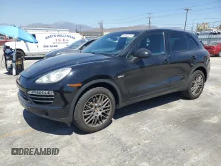 2013 Porsche Cayenne S Hybrid с VIN WP1AE2A26DLA16109, выставлен на аукционе Copart как лот 66380225 с пробегом 118 066 миль миль и Чистый • Clean title. История ставок и продаж доступна на DreamBid. Изображение 1.