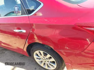 2017 Nissan Sentra SV with VIN 3N1AB7AP0HL710651, listed as a IAAI auction lot 42142476 with 114,003 mi miles and . Bid and sale history available at DreamBid. Image 6.