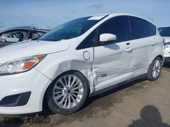 2017 Ford C-Max Energi SE with VIN 1FADP5EU0HL100377, listed as a IAAI auction lot 41820321 with 177,546 mi miles. Bid and sale history available at carsss.com. Image 6.