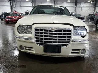2006 Chrysler 300 C with VIN 2C3LK63H46H493296, listed as a Copart auction lot 49265215 with 71,511 mi miles and Salvage Title. Bid and sale history available at carsss.com. Image 5.