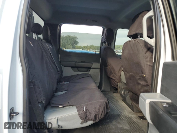 2023 Ford F-250 XL z VIN 1FT7W2BA4PEC15697, wystawiony jako Copart lot #78132664 z przebiegiem 30 001 mil mil oraz Szkoda całkowita • Salvage title. Historia ofert i sprzedaży dostępna na DreamBid. Obrazek 10.