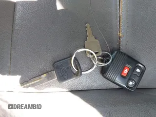 2005 Ford F-250 XL с VIN 1FTSX21P65EB71776, выставлен на аукционе IAAI как лот 42839357 с пробегом 237 582 миль миль и . История ставок и продаж доступна на DreamBid. Изображение 11.