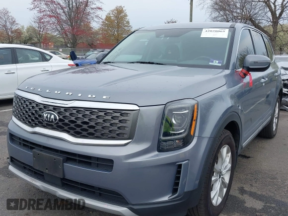 2020 Kia Telluride LX with VIN 5XYP2DHC8LG020008, listed as a IAAI auction lot 42020065 with 104,496 mi miles and . Bid and sale history available at carsss.com. Image 18.