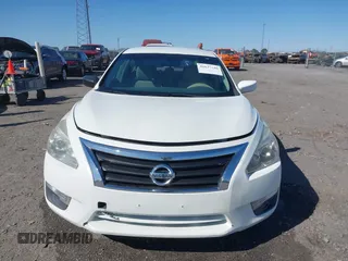 2013 Nissan Altima SV with VIN 1N4AL3AP8DN534967, listed as a IAAI auction lot 41827540 with 159,646 mi miles and . Bid and sale history available at carsss.com. Image 12.