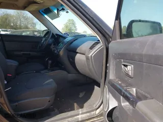 2010 Kia Soul ! with VIN KNDJT2A26A7187048, listed as a IAAI auction lot 41827635 with 182,647 mi miles. Bid and sale history available at carsss.com. Image 5.