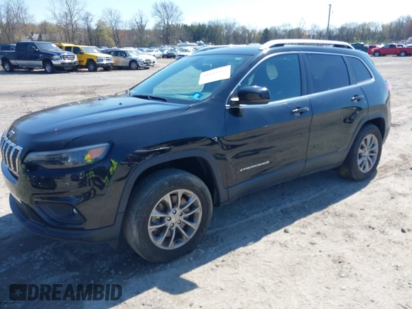 2020 Jeep Cherokee Latitude Plus z VIN 1C4PJMLB6LD584675, wystawiony jako IAAI lot #41943512 z przebiegiem 29 370 mil mil oraz . Historia ofert i sprzedaży dostępna na DreamBid. Obrazek 18.
