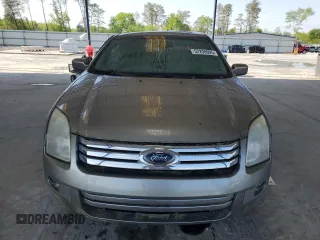 2009 Ford Fusion SEL with VIN 3FAHP08109R161351, listed as a Copart auction lot 52208995 with 183,650 mi miles and Clean Title. Bid and sale history available at DreamBid. Image 5.