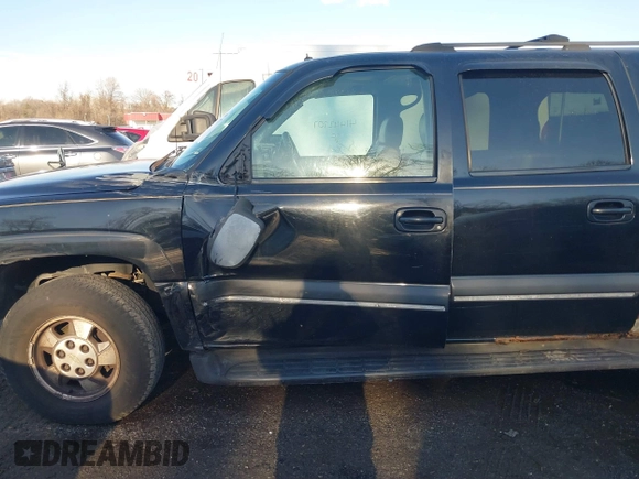 2002 Chevrolet Suburban Z71 with VIN 3GNFK16Z42G199561, listed as a IAAI auction lot 41442707 with 229,823 mi miles. Bid and sale history available at carsss.com. Image 19.