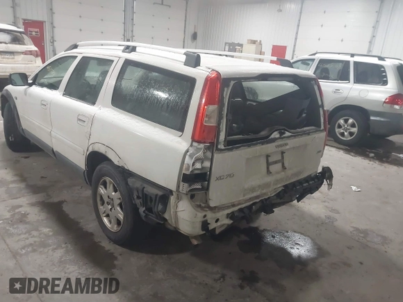 2005 Volvo XC70 with VIN YV1SZ592751190343, listed as a IAAI auction lot 41517785 with 202,533 mi miles and . Bid and sale history available at DreamBid. Image 6.