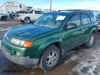 2003 Saturn VUE with VIN 5GZCZ63B63S850127, listed as a IAAI auction lot 41605779 with 164,475 mi miles. Bid and sale history available at carsss.com. Image 2.