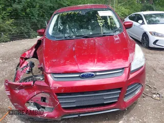 2013 Ford Escape SE with VIN 1FMCU0GX6DUA98305, listed as a IAAI auction lot 42389841 with 109,484 mi miles and . Bid and sale history available at DreamBid. Image 12.
