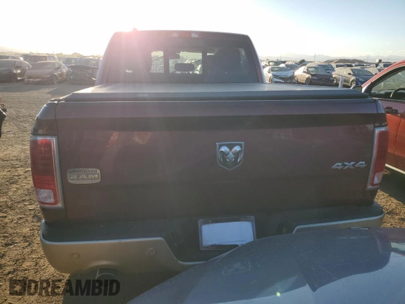 2016 Ram 1500 Limited z VIN 1C6RR7PMXGS237065, wystawiony jako Copart lot #72410304 z przebiegiem 123 084 mil mil oraz Szkoda całkowita • Salvage title. Historia ofert i sprzedaży dostępna na DreamBid. Obrazek 6.