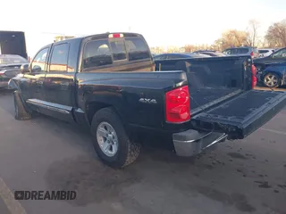 2008 Dodge Dakota Laramie with VIN 1D7HW58N18S593890, listed as a IAAI auction lot 41762135 with 109,669 mi miles. Bid and sale history available at carsss.com. Image 3.