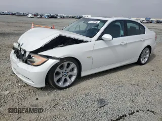 2008 BMW 3 Series 335i z VIN WBAVB77558NH78822, wystawiony jako Copart lot #57730145 z przebiegiem 180 281 mil mil oraz Szkoda całkowita • Salvage title. Historia ofert i sprzedaży dostępna na DreamBid. Obrazek 1.