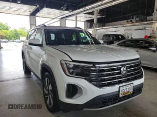2024 Volkswagen Atlas SE с VIN 1V2HR2CAXRC555931, выставлен на аукционе IAAI как лот 42791731 с пробегом 26 459 миль миль и . История ставок и продаж доступна на DreamBid. Изображение 23.