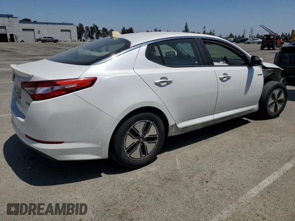2013 Kia Optima EX with VIN KNAGM4AD4D5045377, listed as a Copart auction lot 60133295 with 197,475 mi miles and Salvage title. Bid and sale history available at DreamBid. Image 3.