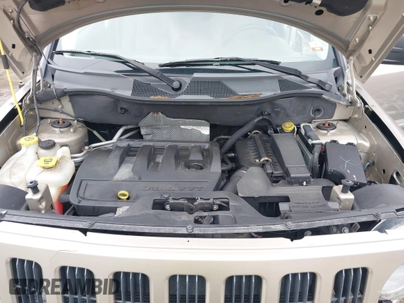 2009 Jeep Patriot Limited with VIN 1J4FT48B19D172049, listed as a IAAI auction lot 41991556 with 86,634 mi miles and . Bid and sale history available at DreamBid. Image 10.