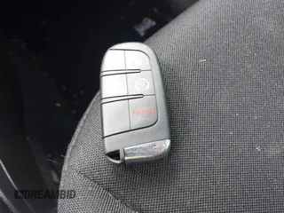 2020 Jeep Renegade Sport z VIN ZACNJBAB0LPM08654, wystawiony jako IAAI lot #42204513 z przebiegiem 46 312 mil mil oraz . Historia ofert i sprzedaży dostępna na DreamBid. Obrazek 11.