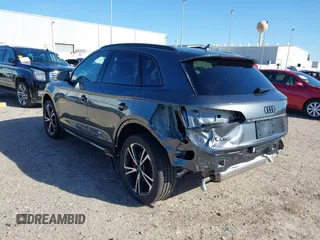 2025 Audi Q5 S line Prestige with VIN WA1FAAFY1S2004652, listed as a IAAI auction lot 41225497 with 454 mi miles. Bid and sale history available at carsss.com. Image 3.