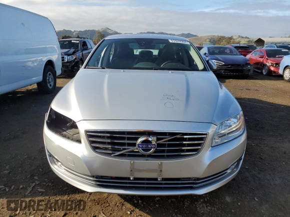2016 Volvo S80 T5 Drive-E z VIN YV140MAK8G1197118, wystawiony jako Copart lot #85920564 z przebiegiem 70 941 mil mil oraz Szkoda całkowita • Salvage title. Historia ofert i sprzedaży dostępna na DreamBid. Obrazek 5.