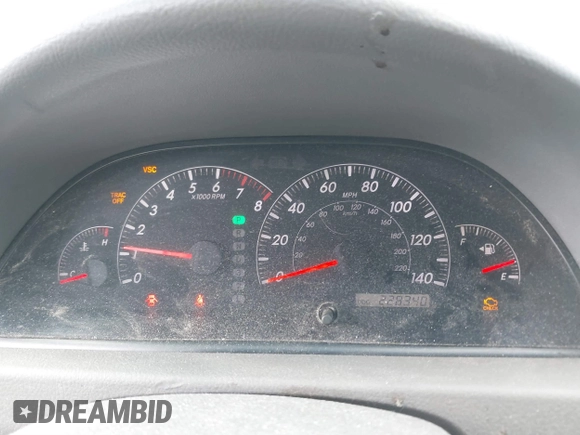 2006 Toyota Camry LE z VIN 4T1BF30K96U119883, wystawiony jako IAAI lot #41858665 z przebiegiem 228 340 mil mil oraz . Historia ofert i sprzedaży dostępna na DreamBid. Obrazek 7.