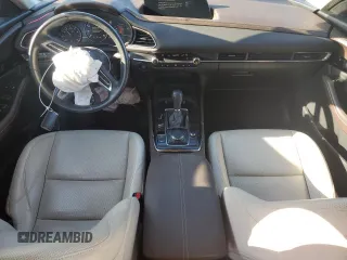 2020 Mazda CX-30 Premium z VIN 3MVDMBEM3LM126527, wystawiony jako Copart lot #53249135 z przebiegiem 42 320 mil mil oraz Szkoda całkowita • Salvage title. Historia ofert i sprzedaży dostępna na DreamBid. Obrazek 8.