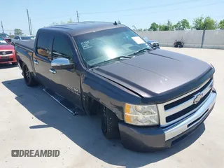 2010 Chevrolet Silverado 1500 LT with VIN 3GCRCSE06AG138545, listed as a IAAI auction lot 41990971 with 243,252 mi miles and . Bid and sale history available at DreamBid. Image 1.