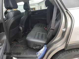 2016 Kia Sorento EX with VIN 5XYPHDA11GG013687, listed as a Copart auction lot 50331845 with 100,657 mi miles and Salvage Title. Bid and sale history available at carsss.com. Image 10.