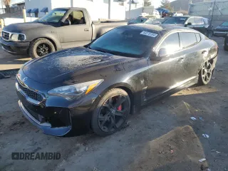 2018 Kia Stinger GT with VIN KNAE35LC8J6039916, listed as a Copart auction lot 83270184 with 98,528 mi miles and Salvage Title. Bid and sale history available at carsss.com. Image 1.