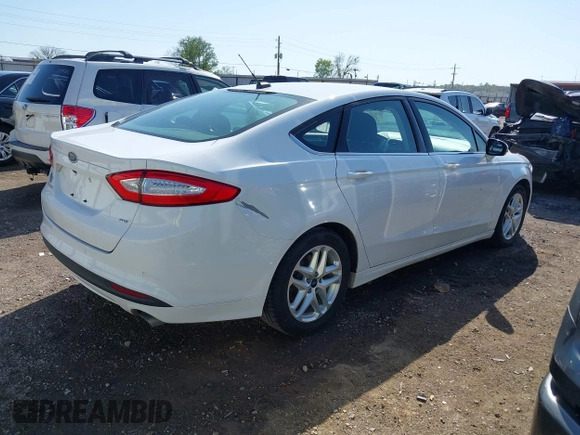 2016 Ford Fusion SE with VIN 3FA6P0H78GR302403, listed as a IAAI auction lot 41996340 with 261,868 mi miles and . Bid and sale history available at DreamBid. Image 4.