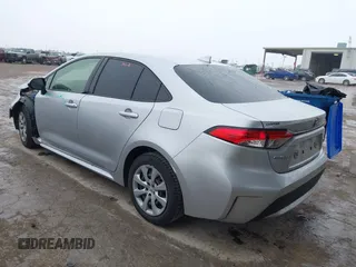 2020 Toyota Corolla LE with VIN JTDEPRAEXLJ079921, listed as a IAAI auction lot 41429471 with 97,752 mi miles. Bid and sale history available at carsss.com. Image 3.