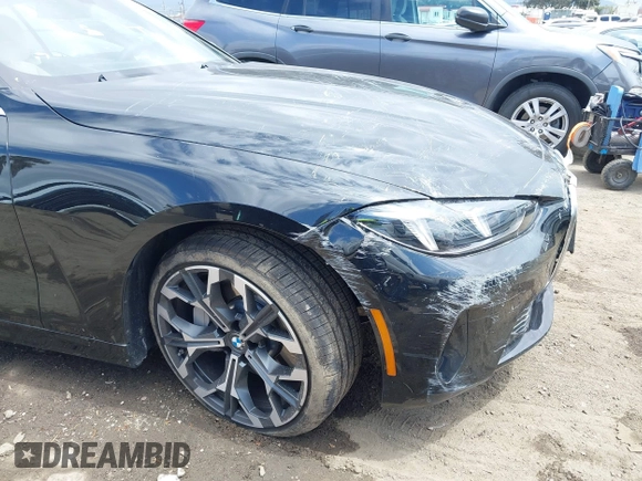 2025 BMW 4 Series 430i z VIN WBA33DB08SCU35159, wystawiony jako IAAI lot #42019631 z przebiegiem 895 mil mil oraz . Historia ofert i sprzedaży dostępna na DreamBid. Obrazek 20.
