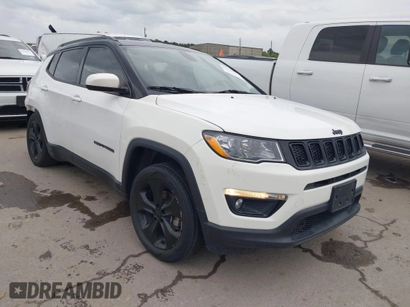 2020 Jeep Compass Latitude z VIN 3C4NJCBB3LT211543, wystawiony jako IAAI lot #42130702 z przebiegiem 70 227 mil mil oraz . Historia ofert i sprzedaży dostępna na DreamBid. Obrazek 1.