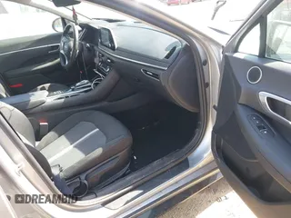 2020 Hyundai Sonata SEL z VIN 5NPEF4JA2LH060078, wystawiony jako IAAI lot #41830034 z przebiegiem 28 611 mil mil oraz . Historia ofert i sprzedaży dostępna na DreamBid. Obrazek 5.
