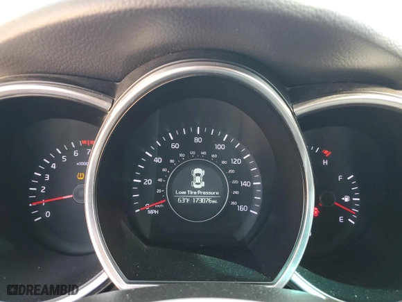 2014 Kia Optima EX with VIN 5XXGN4A73EG269568, listed as a Copart auction lot 52428865 with 173,076 mi miles and Clean Title. Bid and sale history available at carsss.com. Image 9.