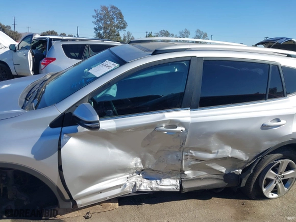 2015 Toyota RAV4 XLE with VIN 2T3WFREV1FW183060, listed as a IAAI auction lot 41383692 with 78,409 mi miles. Bid and sale history available at carsss.com. Image 14.