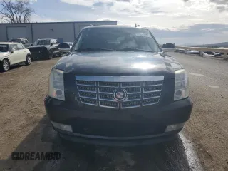2008 Cadillac Escalade ESV z VIN 1GYFK66868R143475, wystawiony jako Copart lot #44468395 z przebiegiem 195 093 mil mil oraz Szkoda całkowita • Salvage title. Historia ofert i sprzedaży dostępna na DreamBid. Obrazek 5.