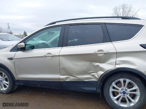 2017 Ford Escape SE with VIN 1FMCU0G99HUE68587, listed as a IAAI auction lot 41924307 with 89,609 mi miles. Bid and sale history available at carsss.com. Image 14.