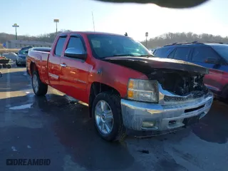 2012 Chevrolet Silverado 1500 LT with VIN 1GCRKSE76CZ117567, listed as a IAAI auction lot 41442897 with 1 mi miles. Bid and sale history available at carsss.com. Image 1.