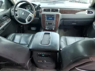 2007 GMC Yukon Denali z VIN 1GKFK63877J243158, wystawiony jako Copart lot #58711035 z przebiegiem 183 537 mil mil oraz Czysty tytuł • Clean title. Historia ofert i sprzedaży dostępna na DreamBid. Obrazek 8.