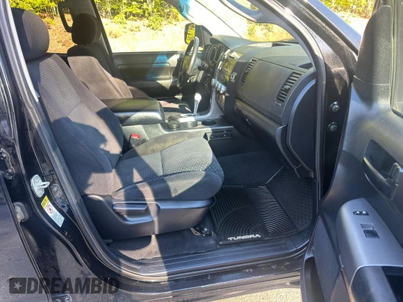 2010 Toyota Tundra 4WD Truck with VIN 5TFUY5F14AX106337, listed as a Copart auction lot 75692084 with 106,050 mi miles and Clean Title. Bid and sale history available at carsss.com. Image 5.