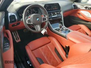 2020 BMW M8 Competition z VIN WBSDZ0C07LCD56155, wystawiony jako Copart lot #81146663 z przebiegiem 16 085 mil mil oraz . Historia ofert i sprzedaży dostępna na DreamBid. Obrazek 8.