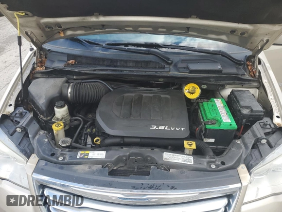 2014 Chrysler Town & Country Touring with VIN 2C4RC1BG2ER170954, listed as a Copart auction lot 55955905 with 190,192 mi miles and Clean Title. Bid and sale history available at DreamBid. Image 12.