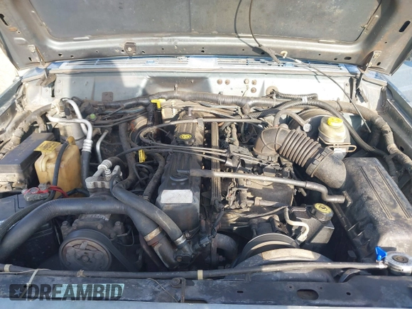 1999 Jeep Cherokee Sport with VIN 1J4FT68S9XL581835, listed as a IAAI auction lot 42499071 with 203,782 mi miles and . Bid and sale history available at DreamBid. Image 10.