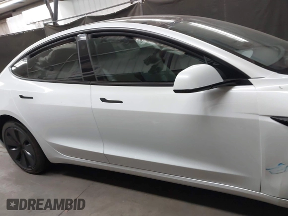 2025 Tesla Model 3 Long Range with VIN 5YJ3E1EA1SF913182, listed as a IAAI auction lot 42072870 with Not provided miles and . Bid and sale history available at DreamBid. Image 12.